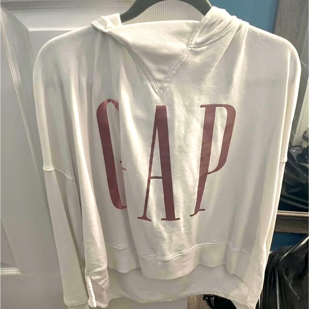GAP white sweater with rose gold lettering